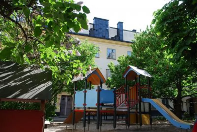 Klätterställning med rutschkana